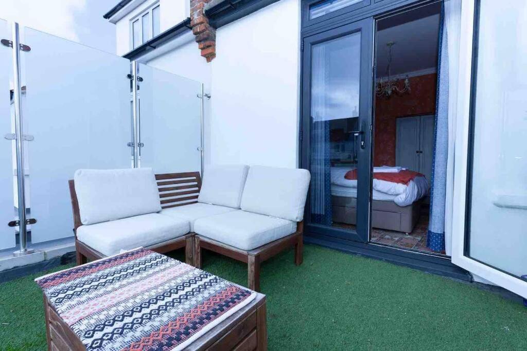 Seafront With Fabulous Sea Views